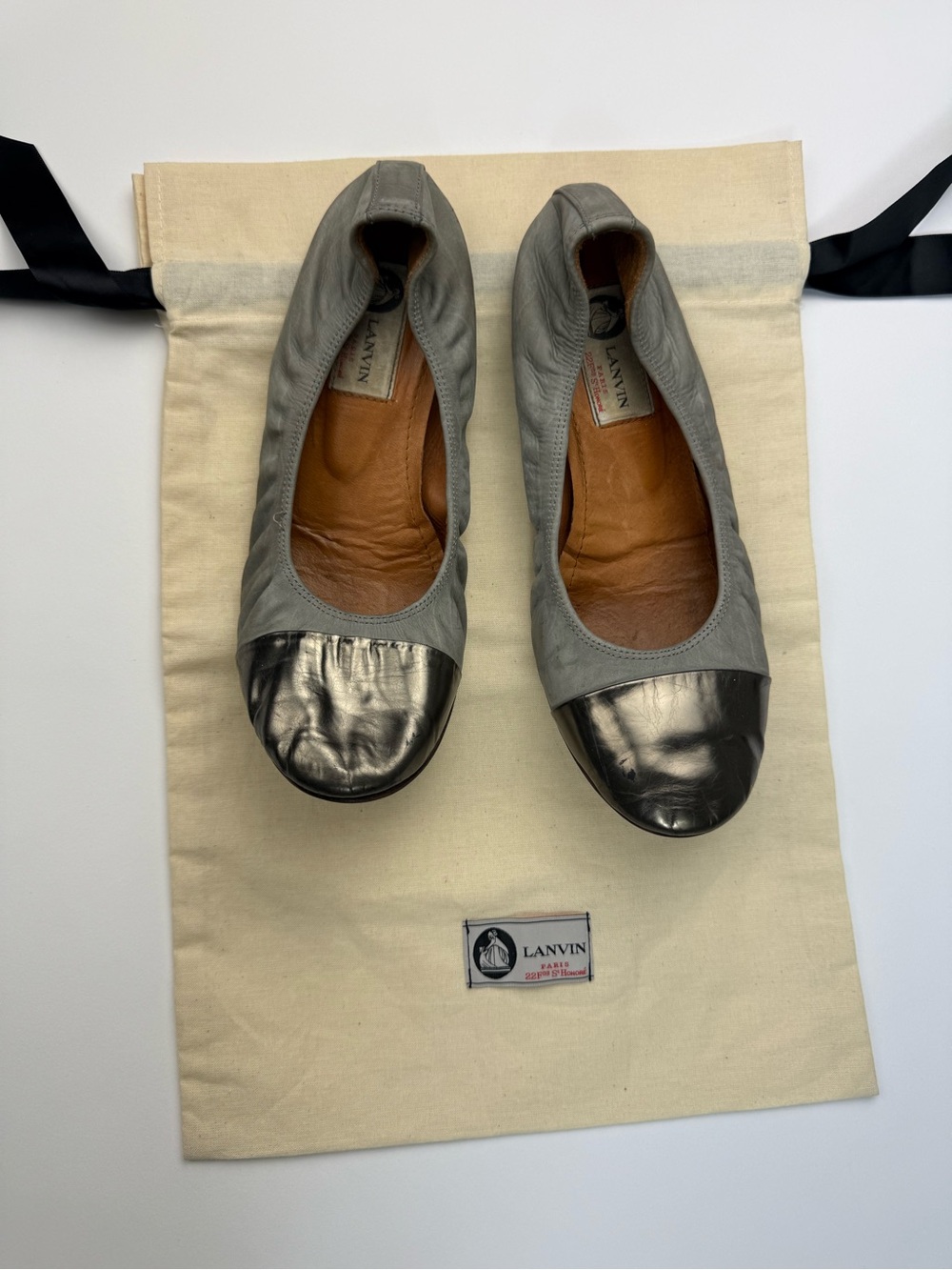 LANVIN Cap-Toe Gray Calfskin Suede Ballerina Flat